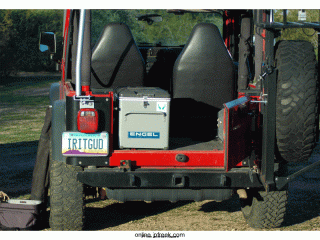 fridge-loaded-easily-into-a-jeep-tj