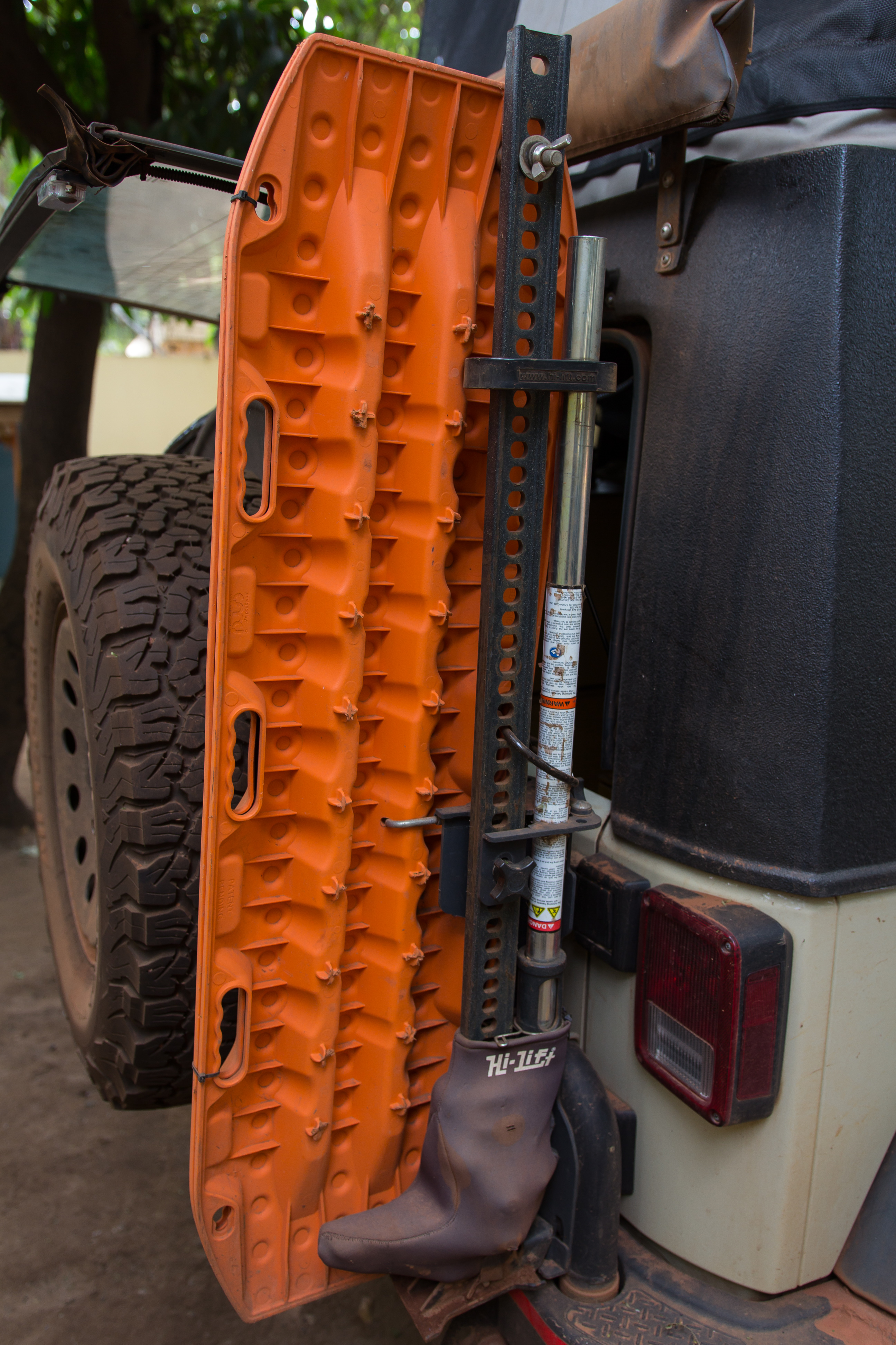 DIY Maxtrax on AEV Hi-Lift Mount - JPFreek Adventure Magazine